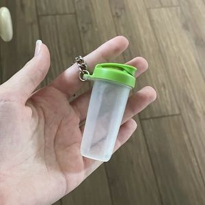 tupperware keychain